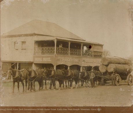 Tiaro Hotel 1925 with Timber Logs and wagon team